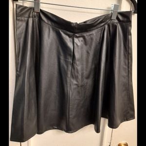 Shein Faux Leather Skirt Size Large